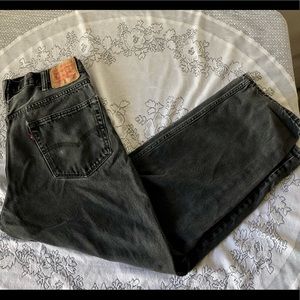 Men’s 550 black Levis size 38W 30L